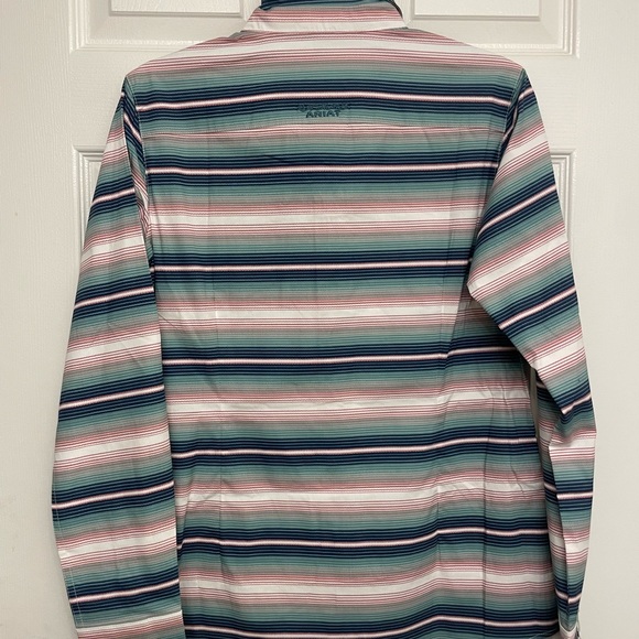 Ariat Real button down - Picture 3 of 3
